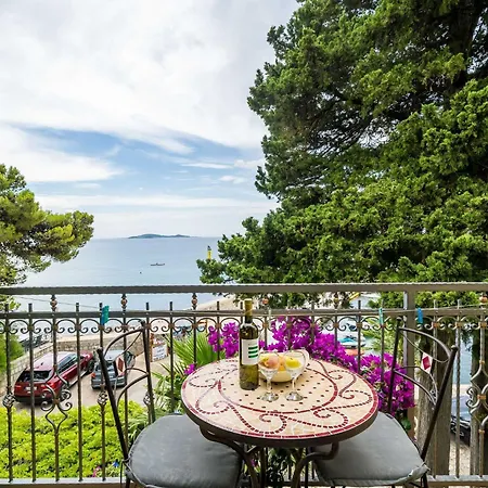 Palma- With Balcony And Sea View 1 Appartement