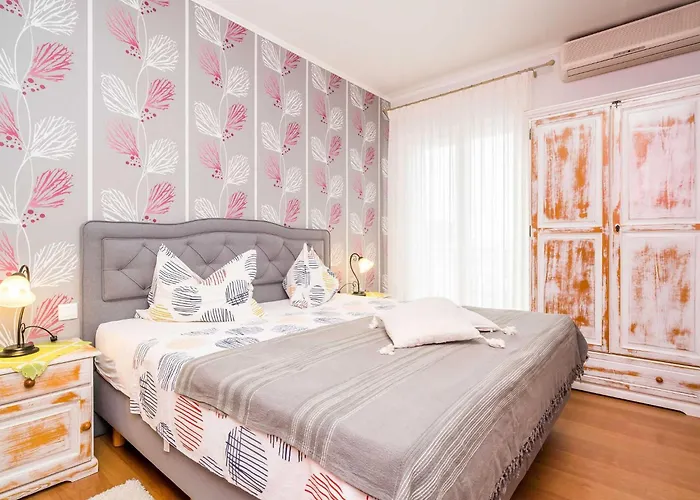 Palma- With Balcony And Sea View 1 * Mlini